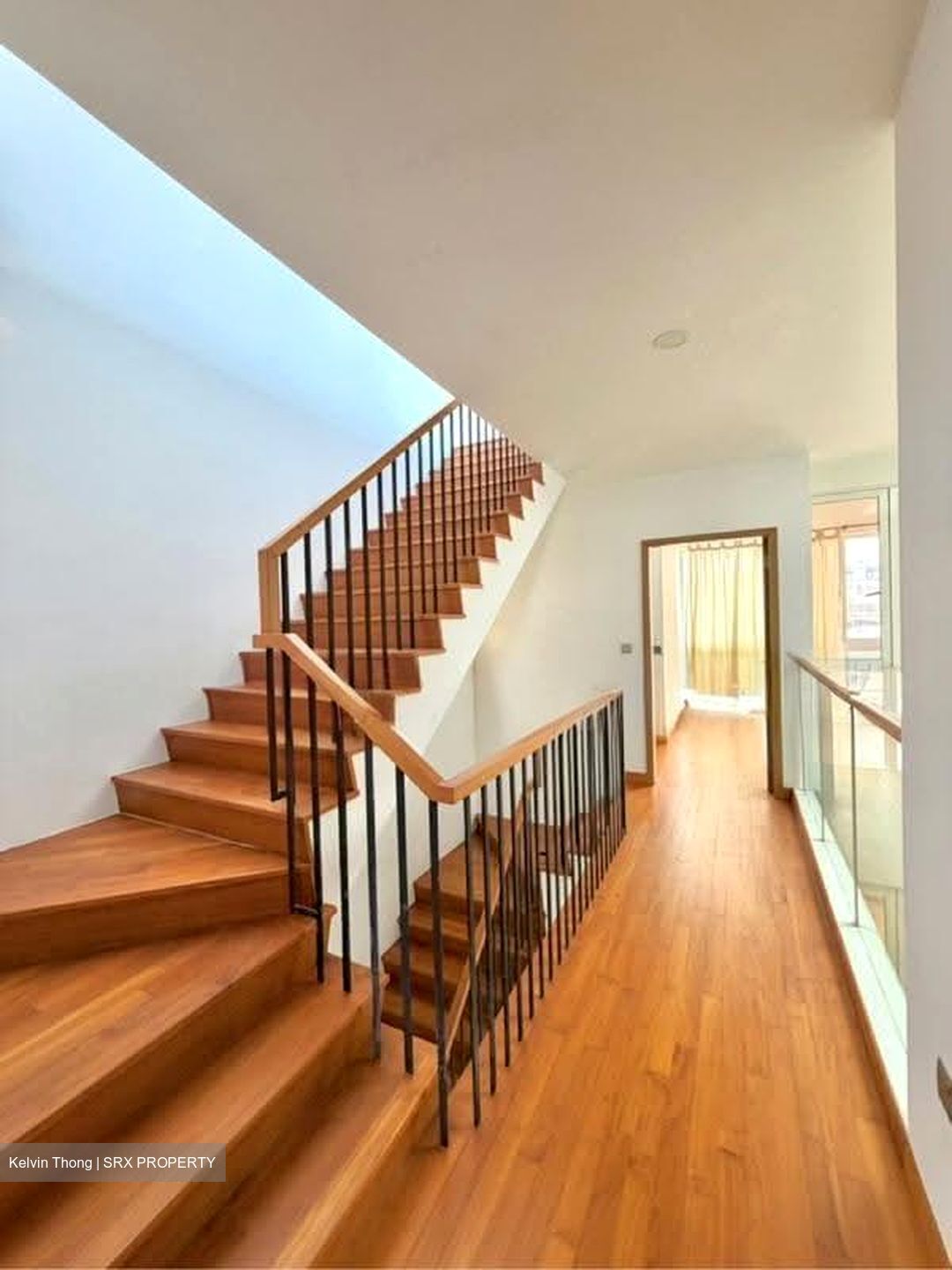Luxus Hills (ph 7) (D28), Terrace #612110991